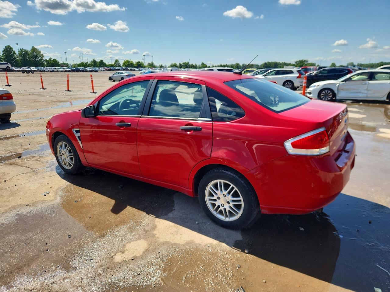 2008 Ford Focus Se - Image 2
