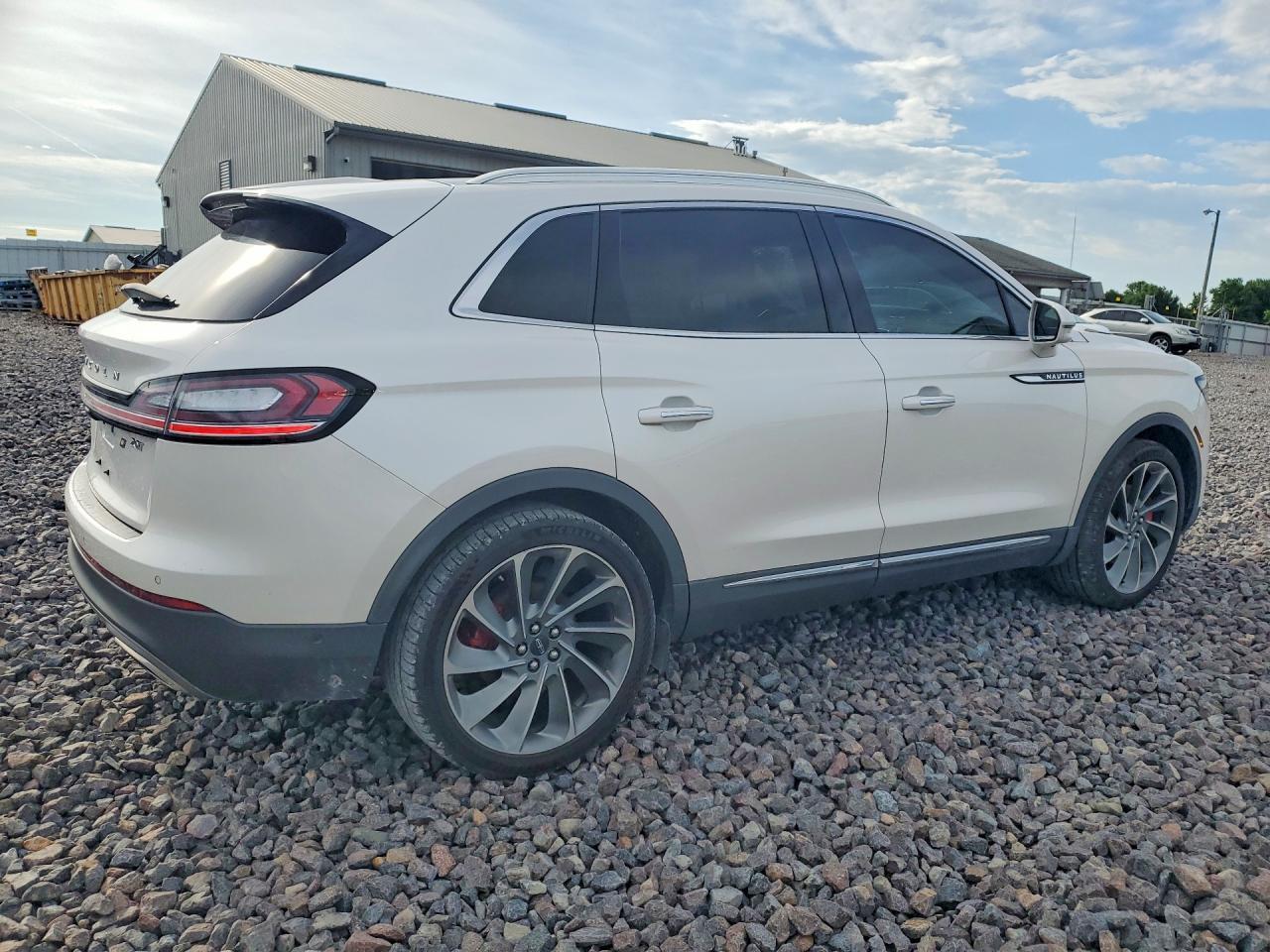 2019 Lincoln Nautilus Reserve - Фото 3