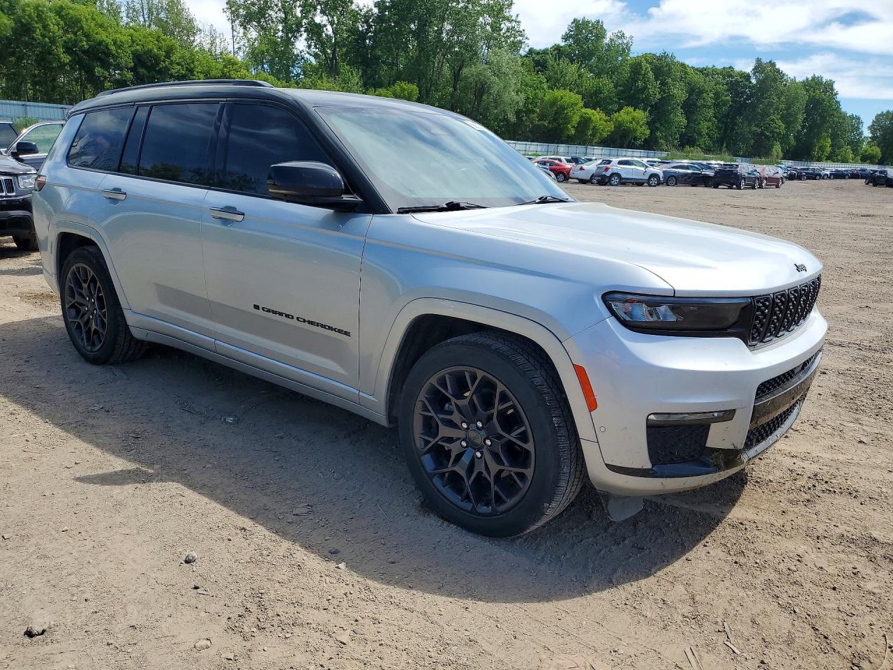 2023 Jeep Grand Cherokee L Summit - Image 4