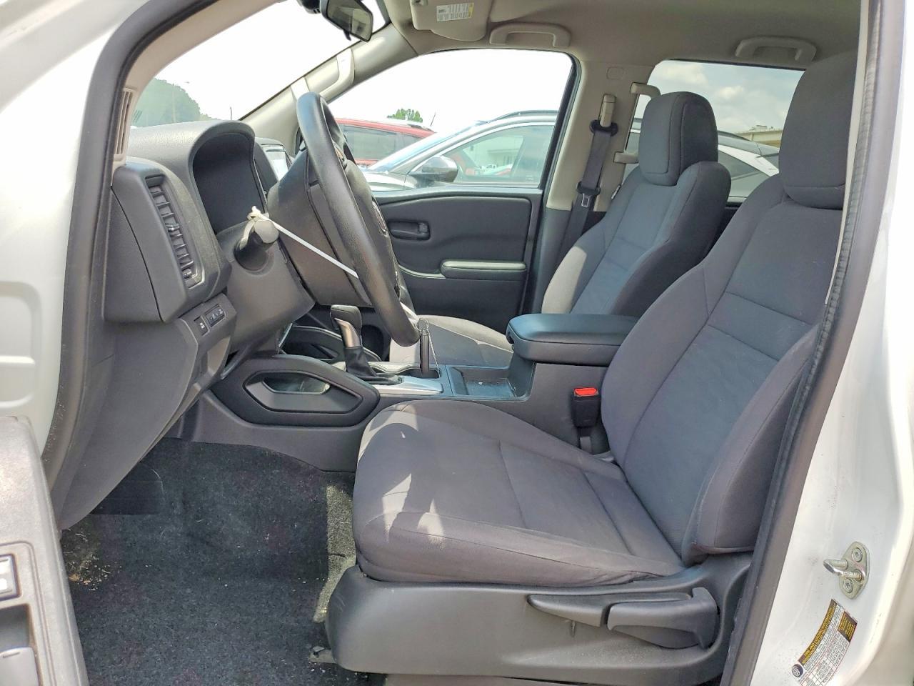 2022 Nissan Frontier S - Фото 7