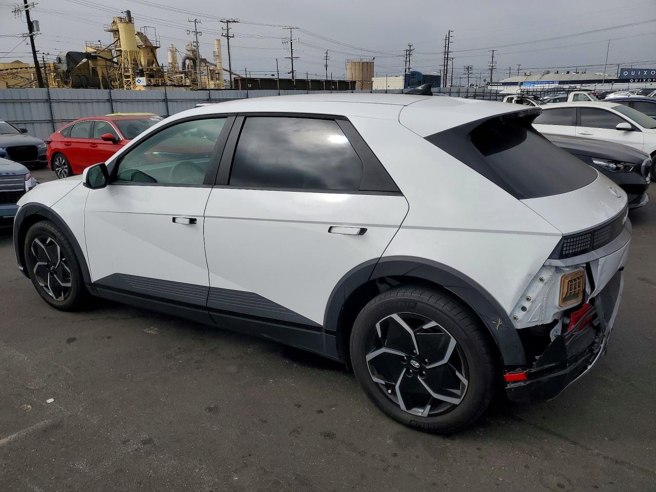 2024 Hyundai Ioniq 5 Se - Фото 2