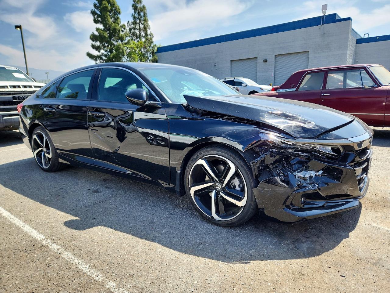2022 Honda Accord Sport - Image 4