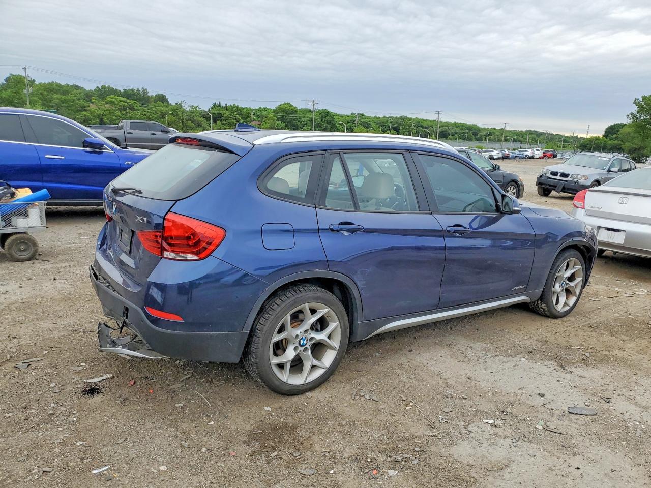 2015 BMW X1 xDrive28I - Фото 3