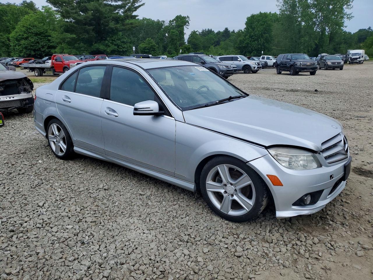 2010 Mercedes-Benz C 300 4Matic - Фото 4
