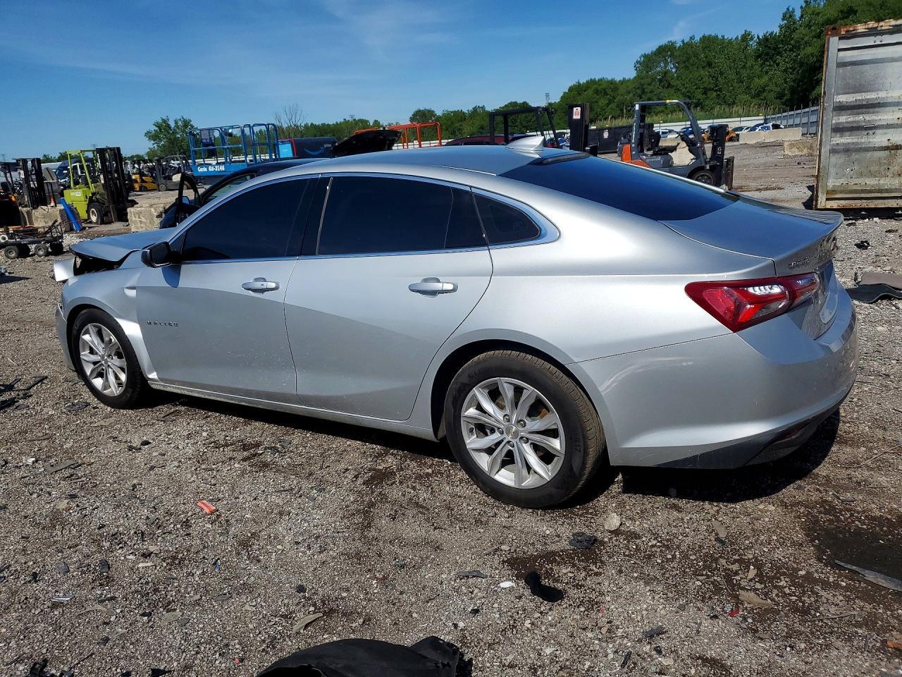 2022 Chevrolet Malibu Lt - Фото 2