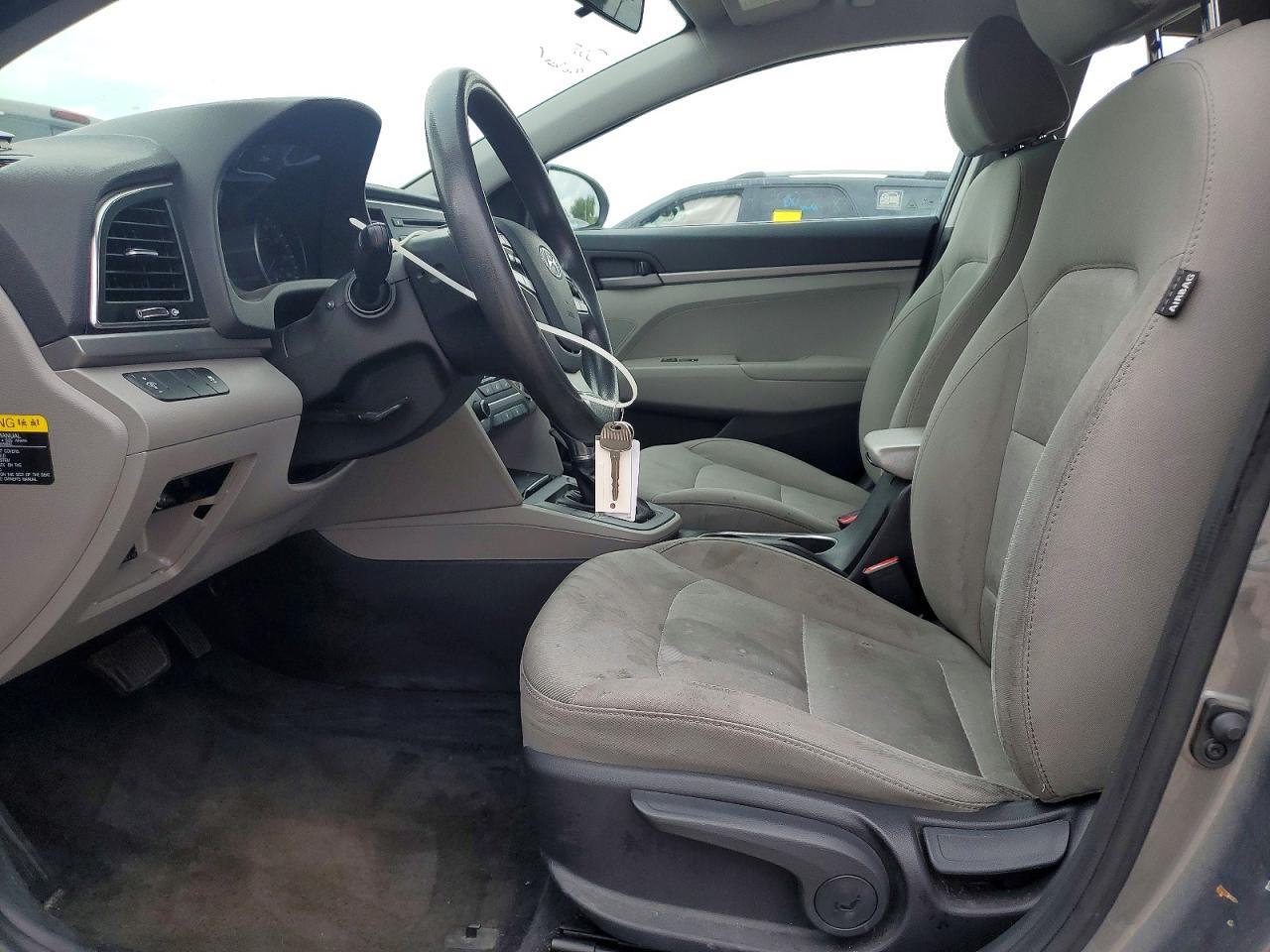2018 Hyundai Elantra Se - Фото 7
