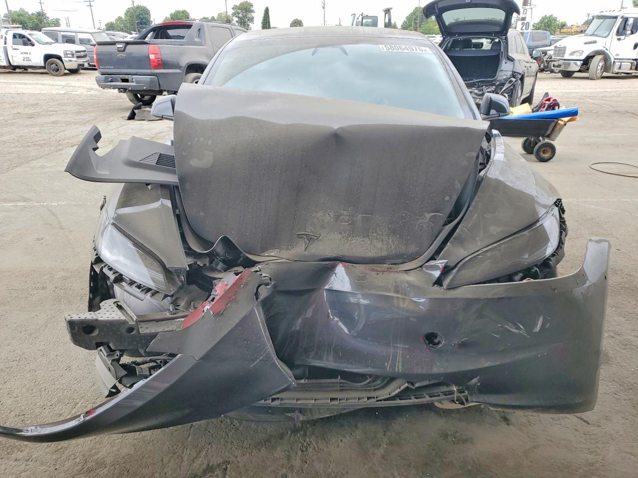 2026 Tesla Model 3 - Фото 5