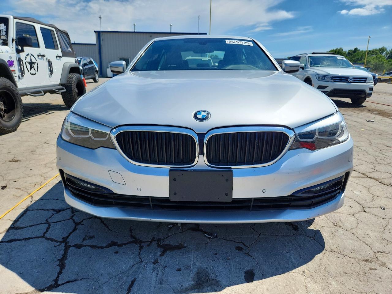 2018 BMW 530 Xi - Image 5