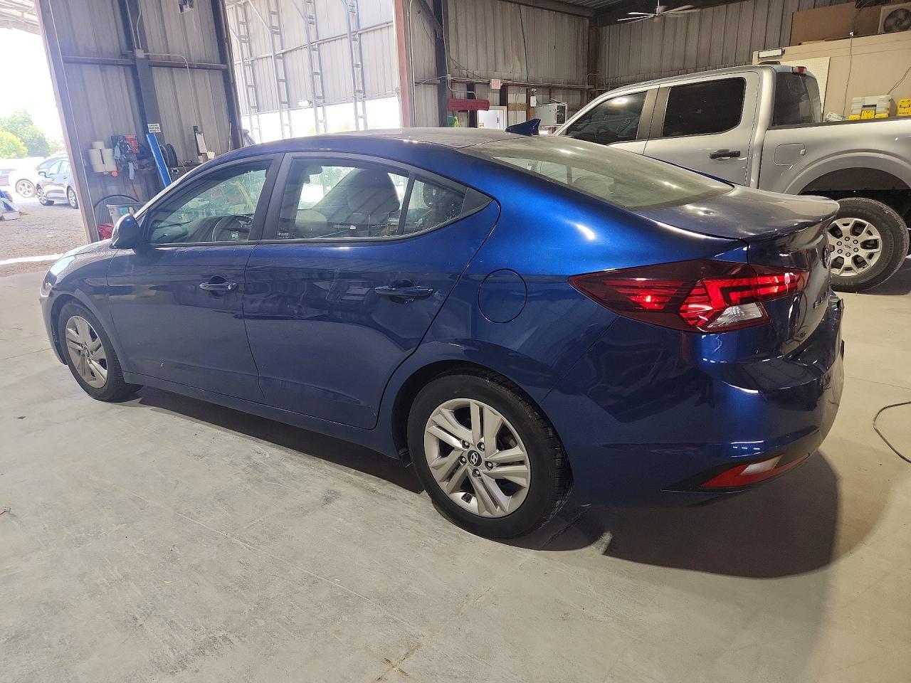2019 Hyundai Elantra Sel - Фото 2