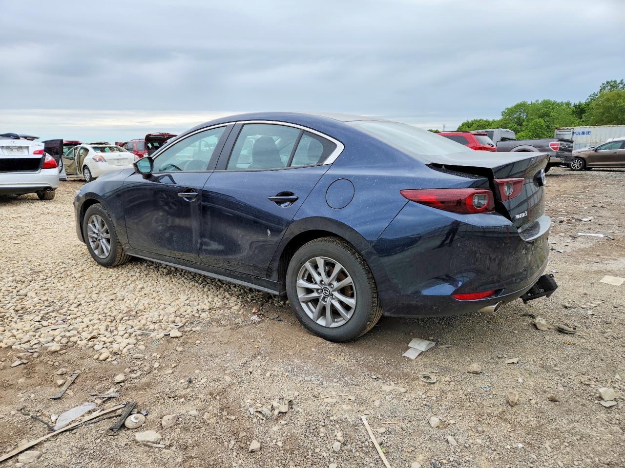 2026 Mazda 3 - Фото 2