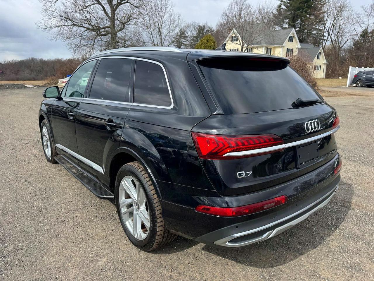 2020 Audi Q7 Premium - Фото 2