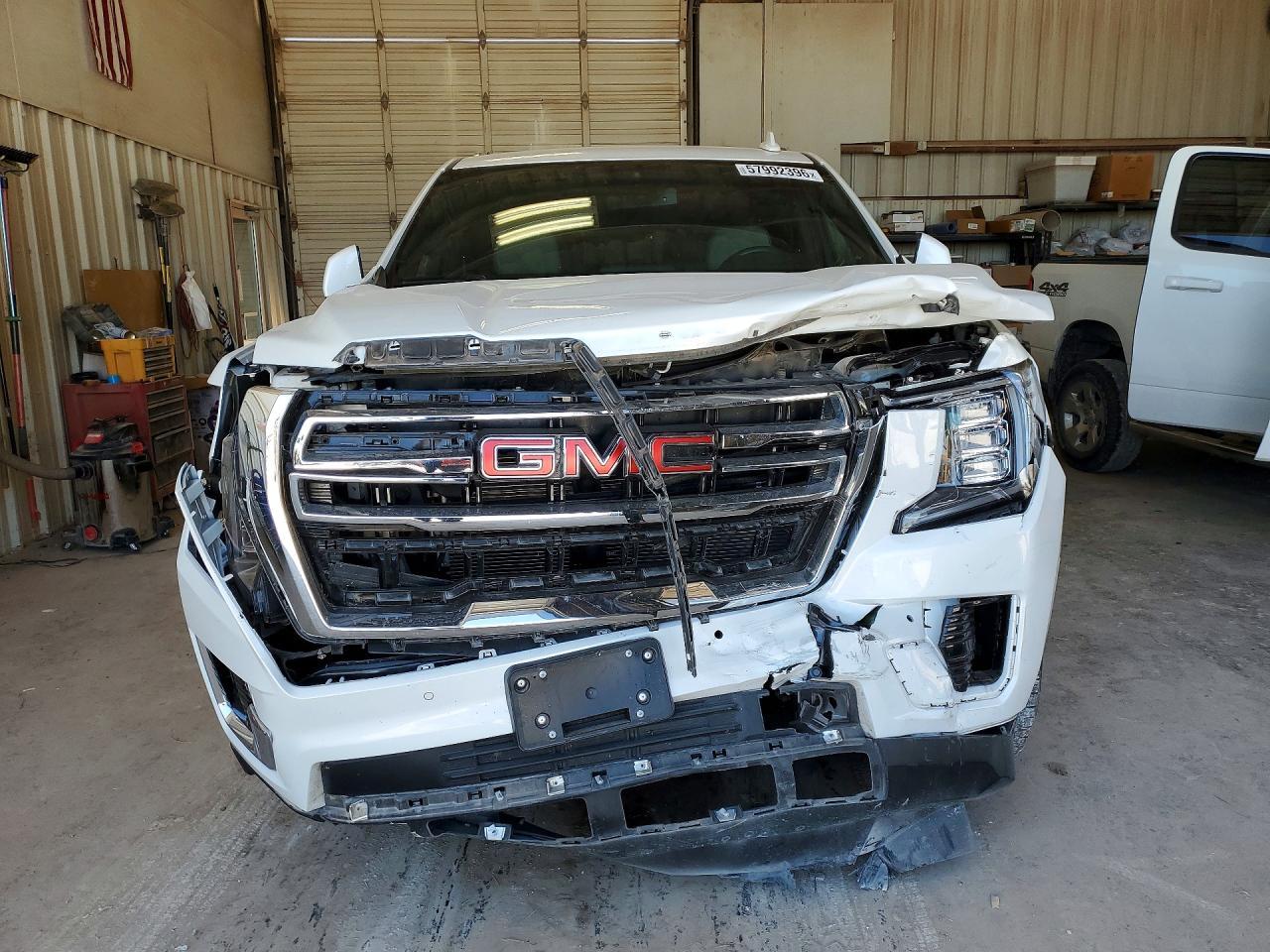 2023 GMC Yukon Slt - Фото 5