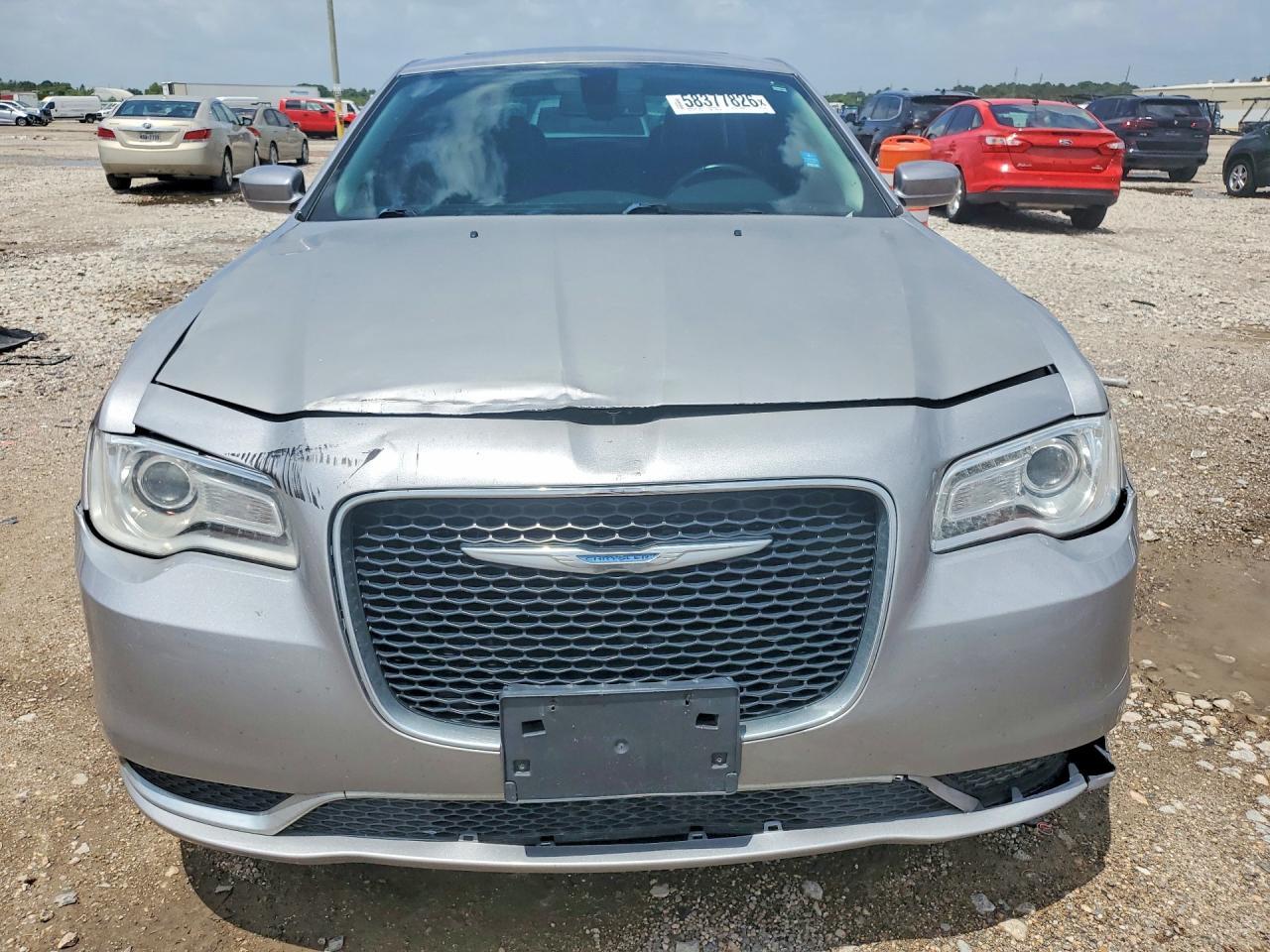 2017 Chrysler 300 Limited - Фото 5