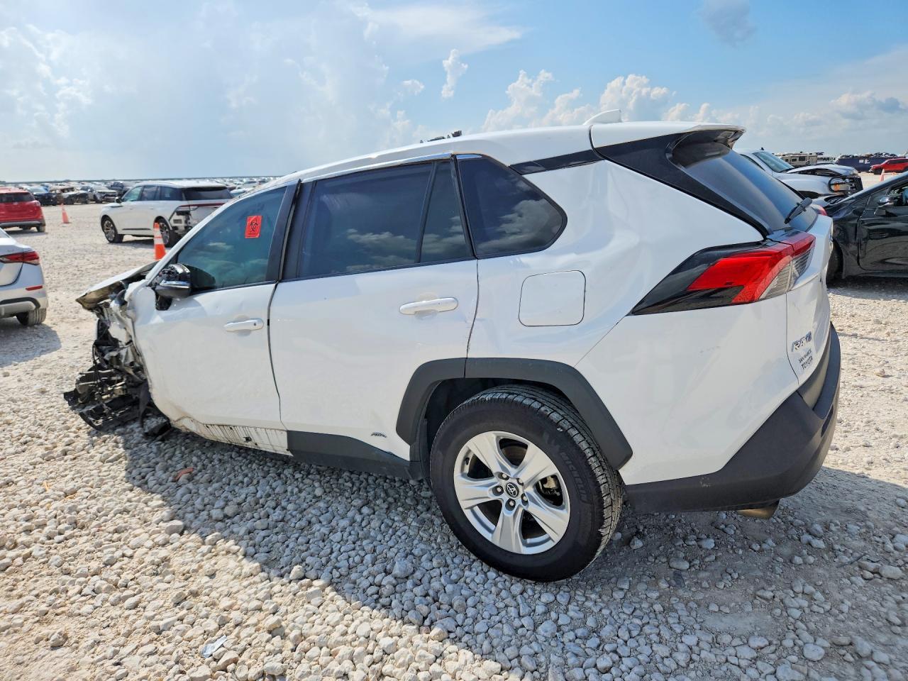 2021 Toyota Rav4 Hybrid Xle - Image 2