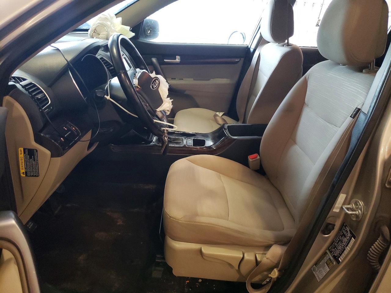 2014 Kia Sorento Lx - Image 7