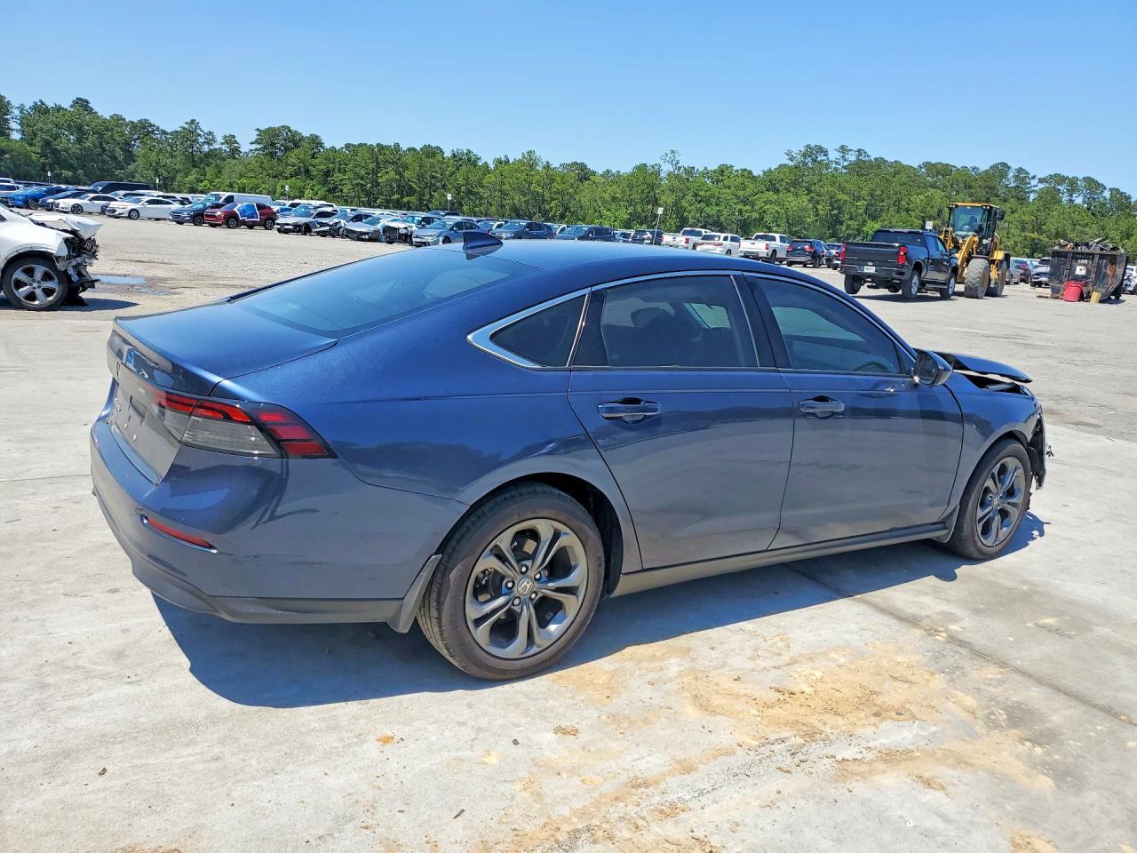 2024 Honda Accord Ex - Image 3