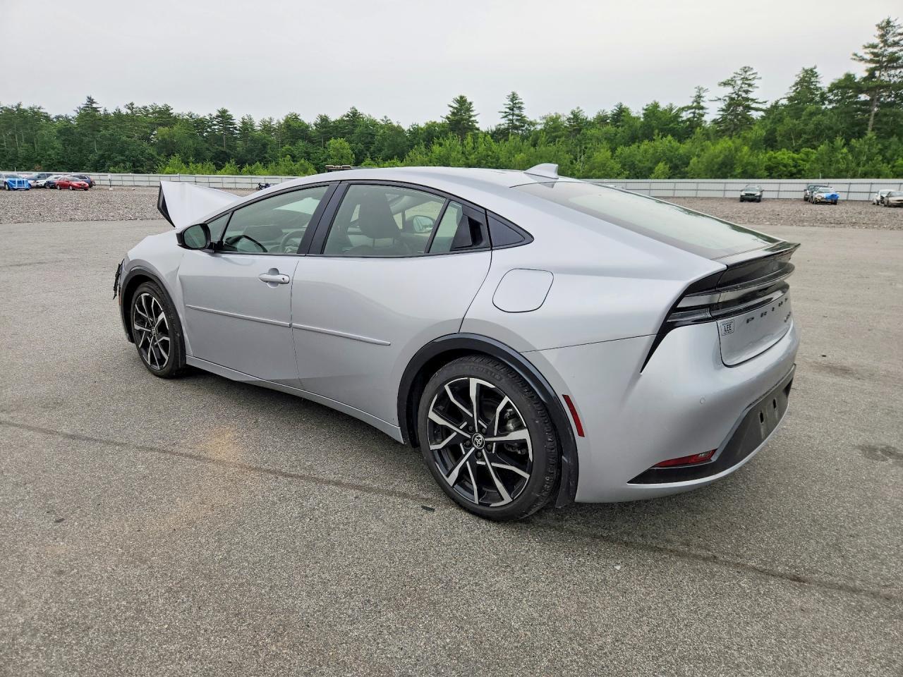 2024 Toyota Prius Prime Xse - Фото 2
