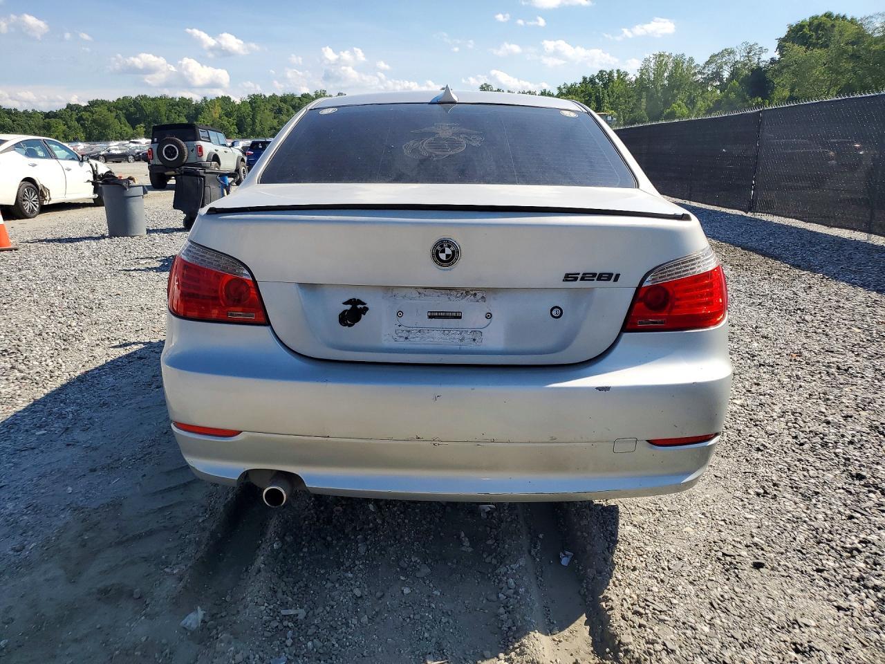2008 BMW 528 I - Image 6