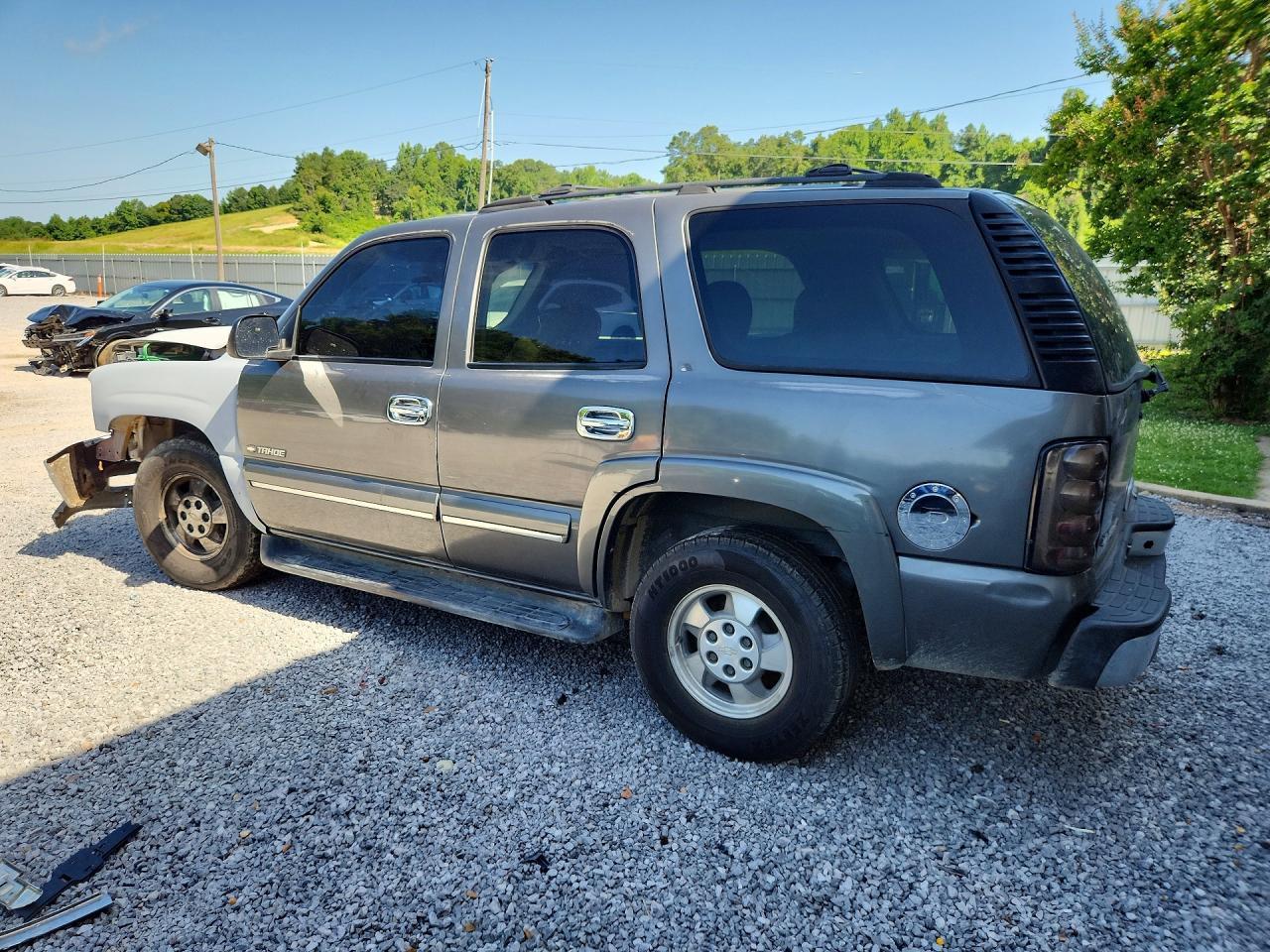 2002 Chevrolet Tahoe K1500 - Фото 2