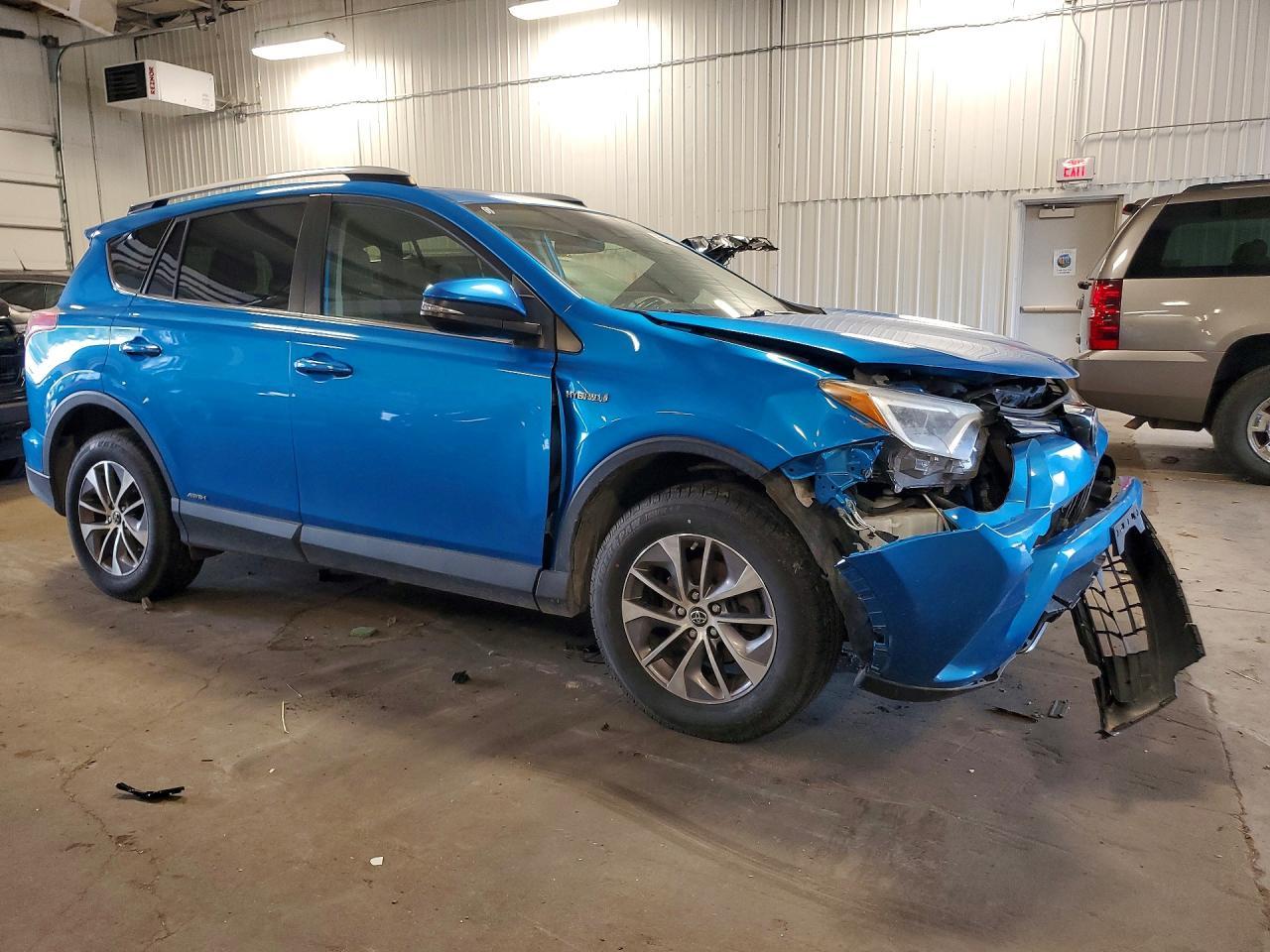 2018 Toyota Rav4 Hybrid Xle - Image 4