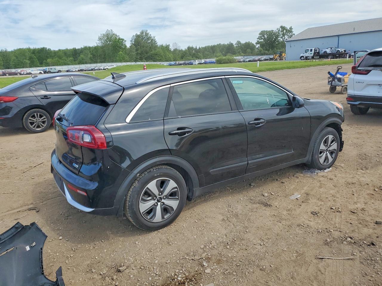 2017 Kia Niro - Image 3