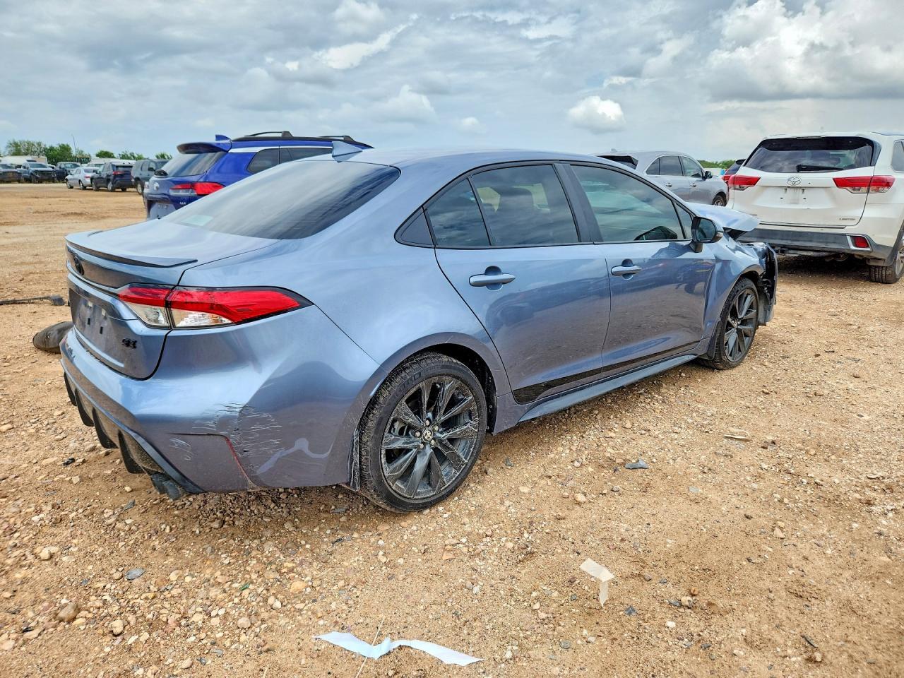 2025 Toyota Corolla Se - Фото 3