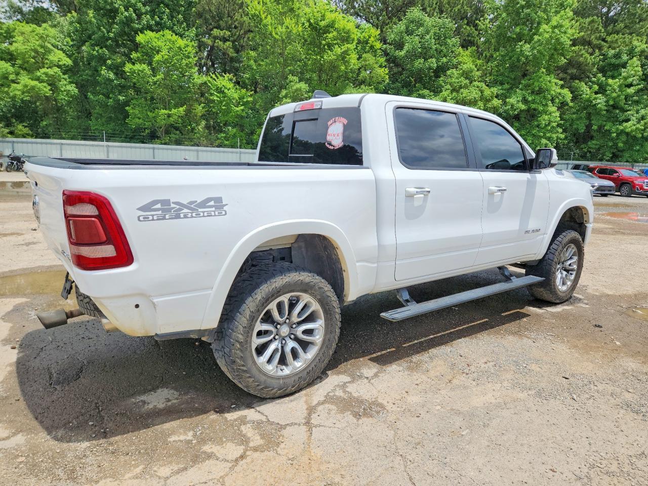 2021 Ram 1500 Laramie - Фото 3