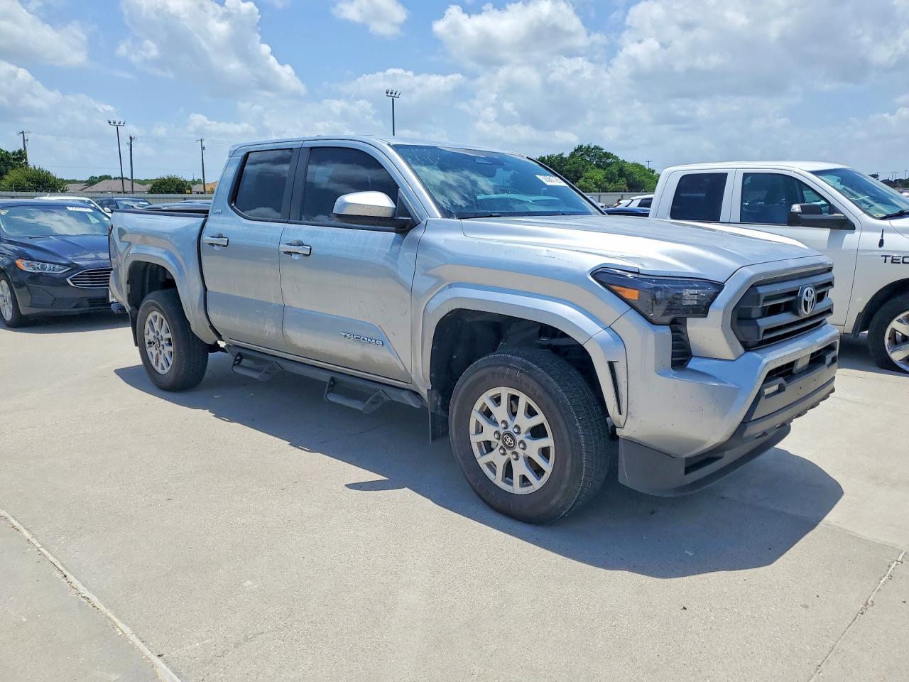 2024 Toyota Tacoma Sr5 - Image 4