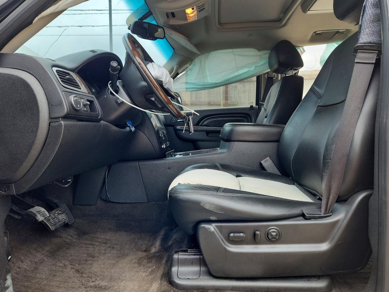 2014 GMC Yukon - Image 7