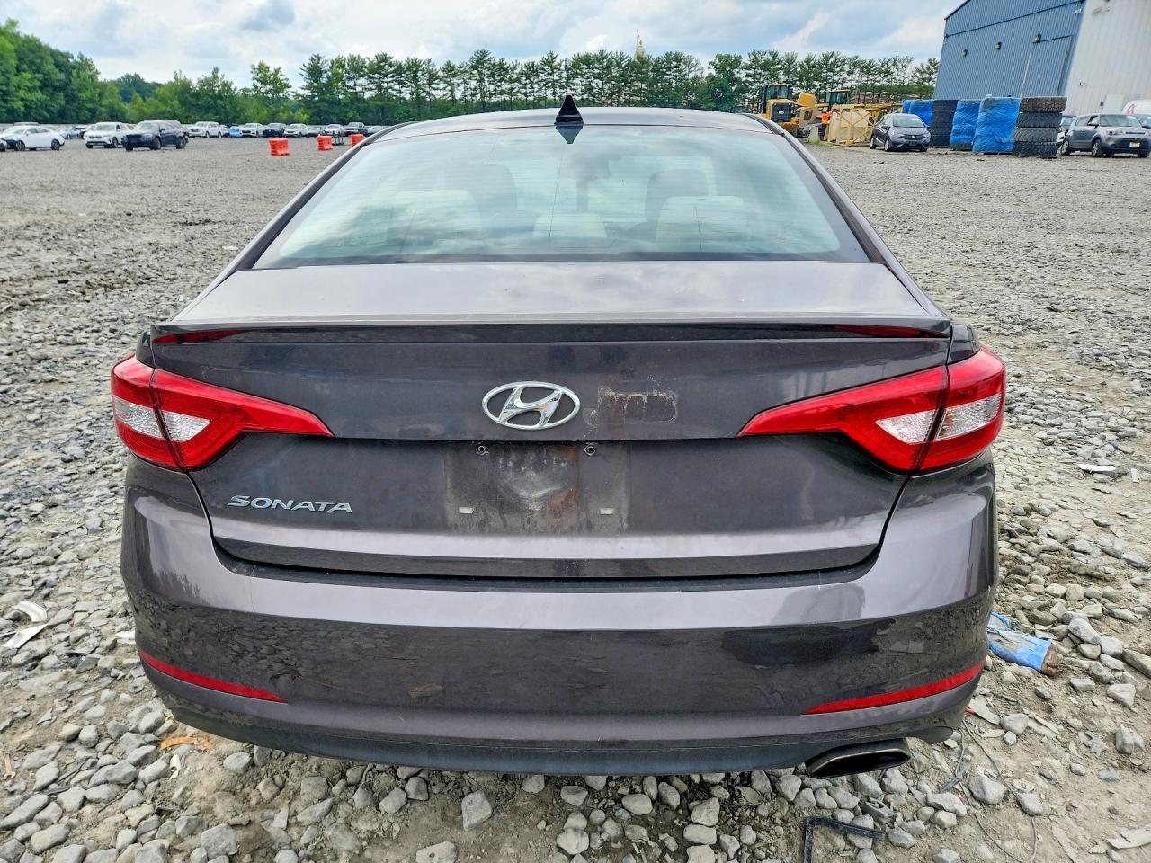 2017 Hyundai Sonata Se - Image 6