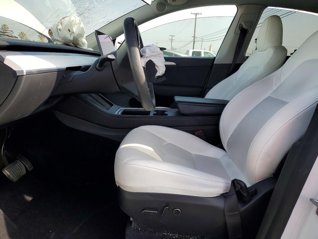 2023 Tesla Model Y - Фото 7