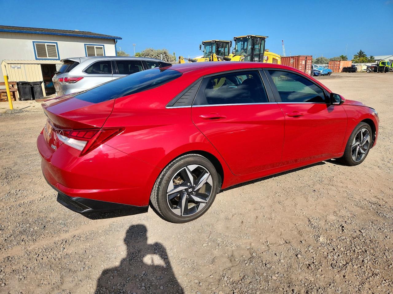 2023 Hyundai Elantra Limited - Image 3