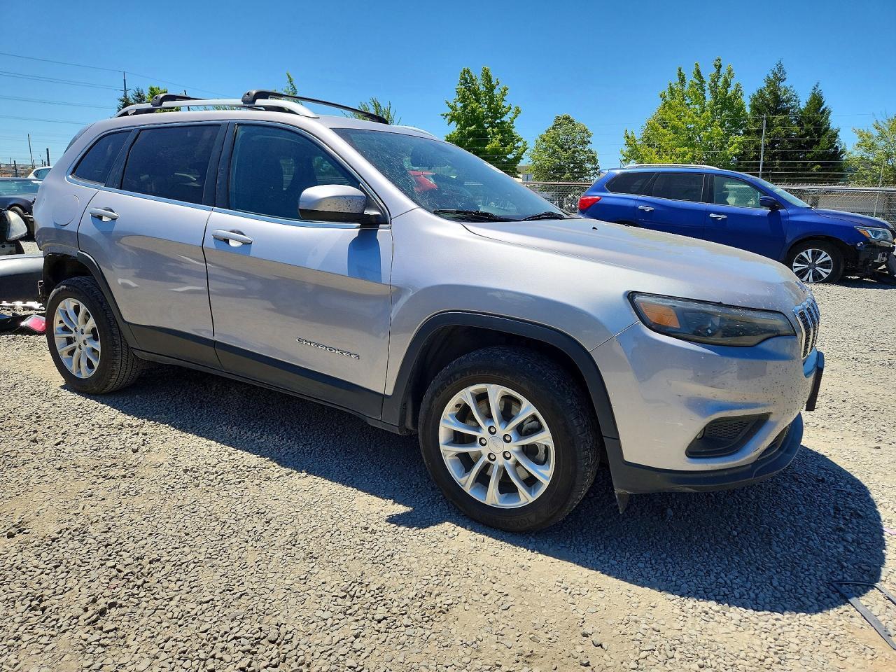 2019 Jeep Cherokee Latitude - Image 4