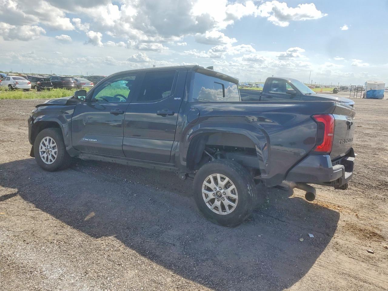 2026 Toyota Tacoma Sr5 - Фото 2