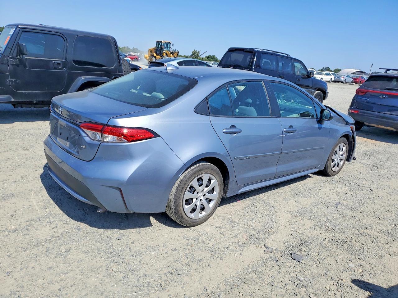 2021 Toyota Corolla Le - Фото 3