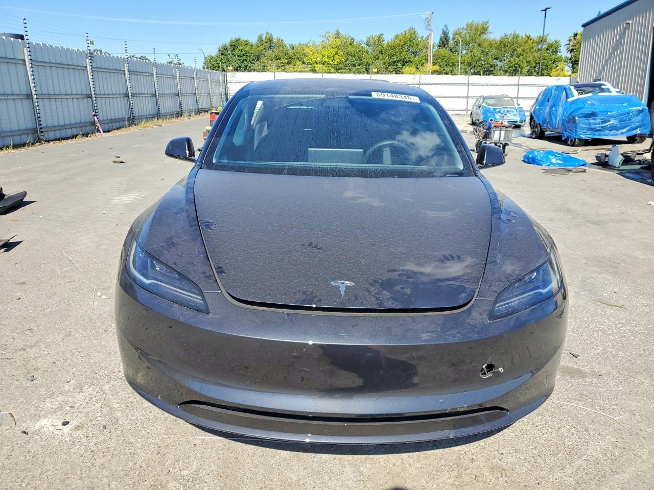 2025 Tesla Model 3 - Фото 5