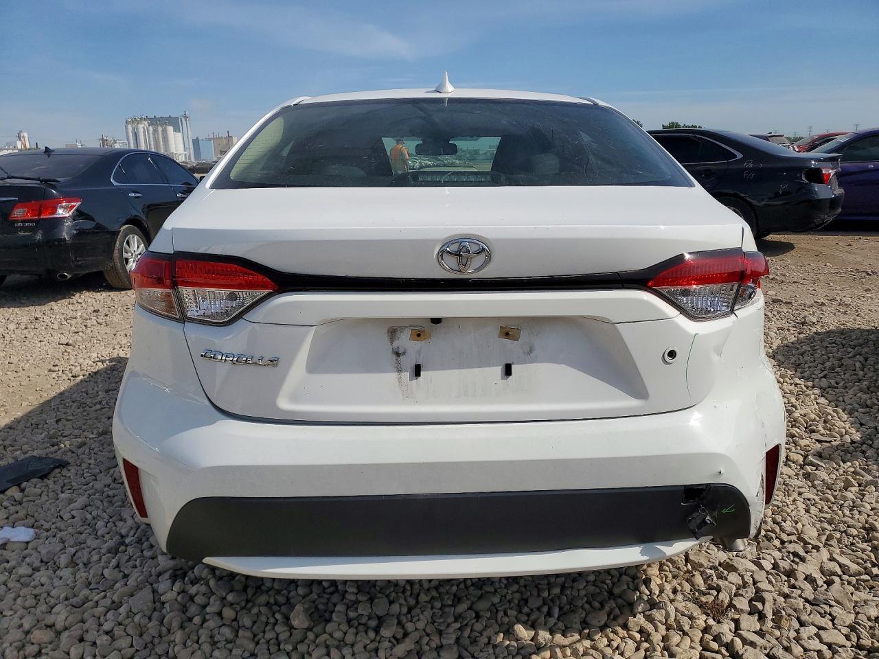 2020 Toyota Corolla L - Image 6