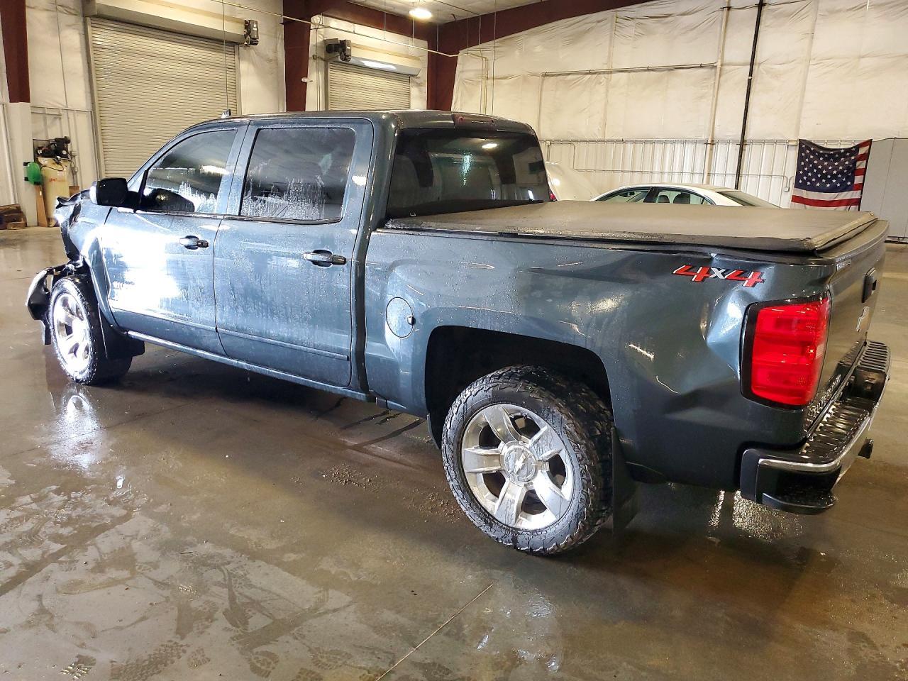 2018 Chevrolet Silverado K1500 Lt - Image 2