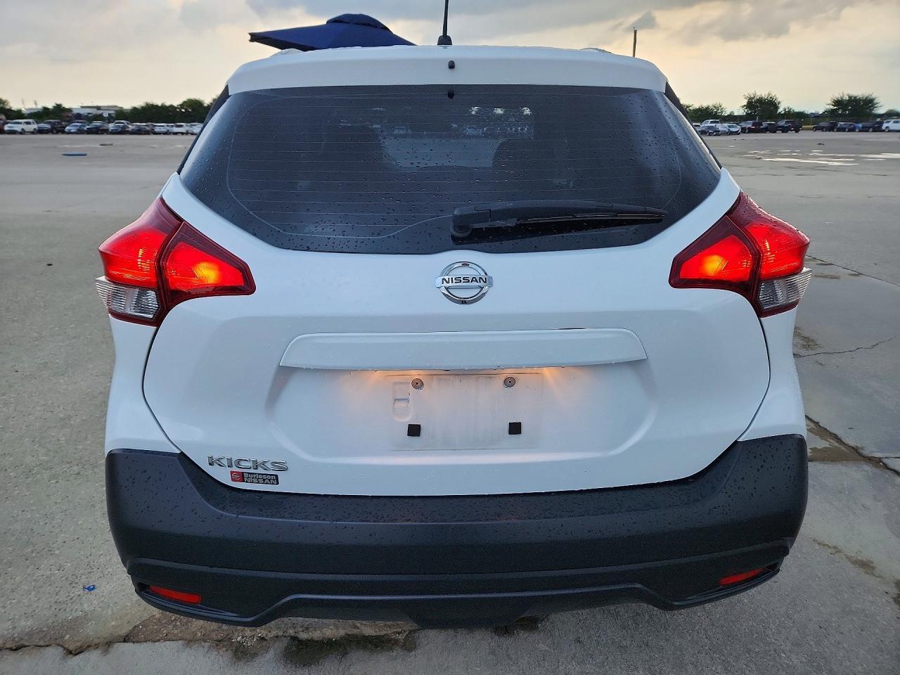 2019 Nissan Kicks S - Фото 6