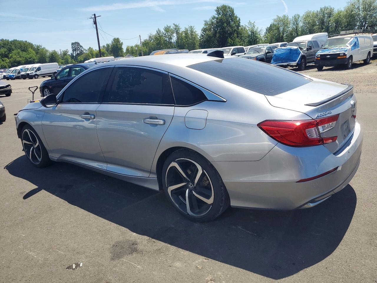 2022 Honda Accord Hybrid Sport - Image 2