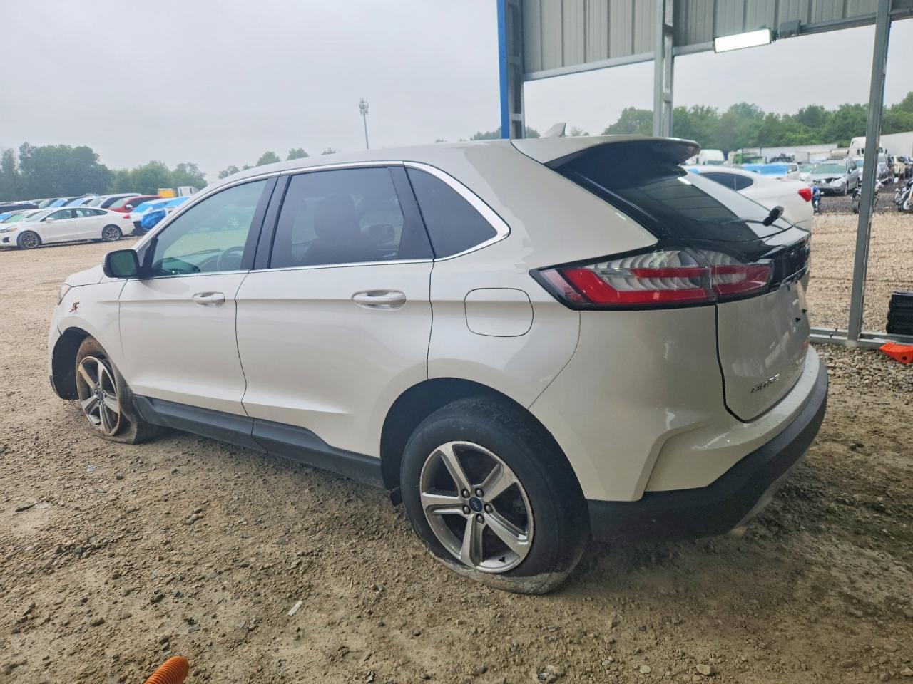 2019 Ford Edge Sel - Фото 2
