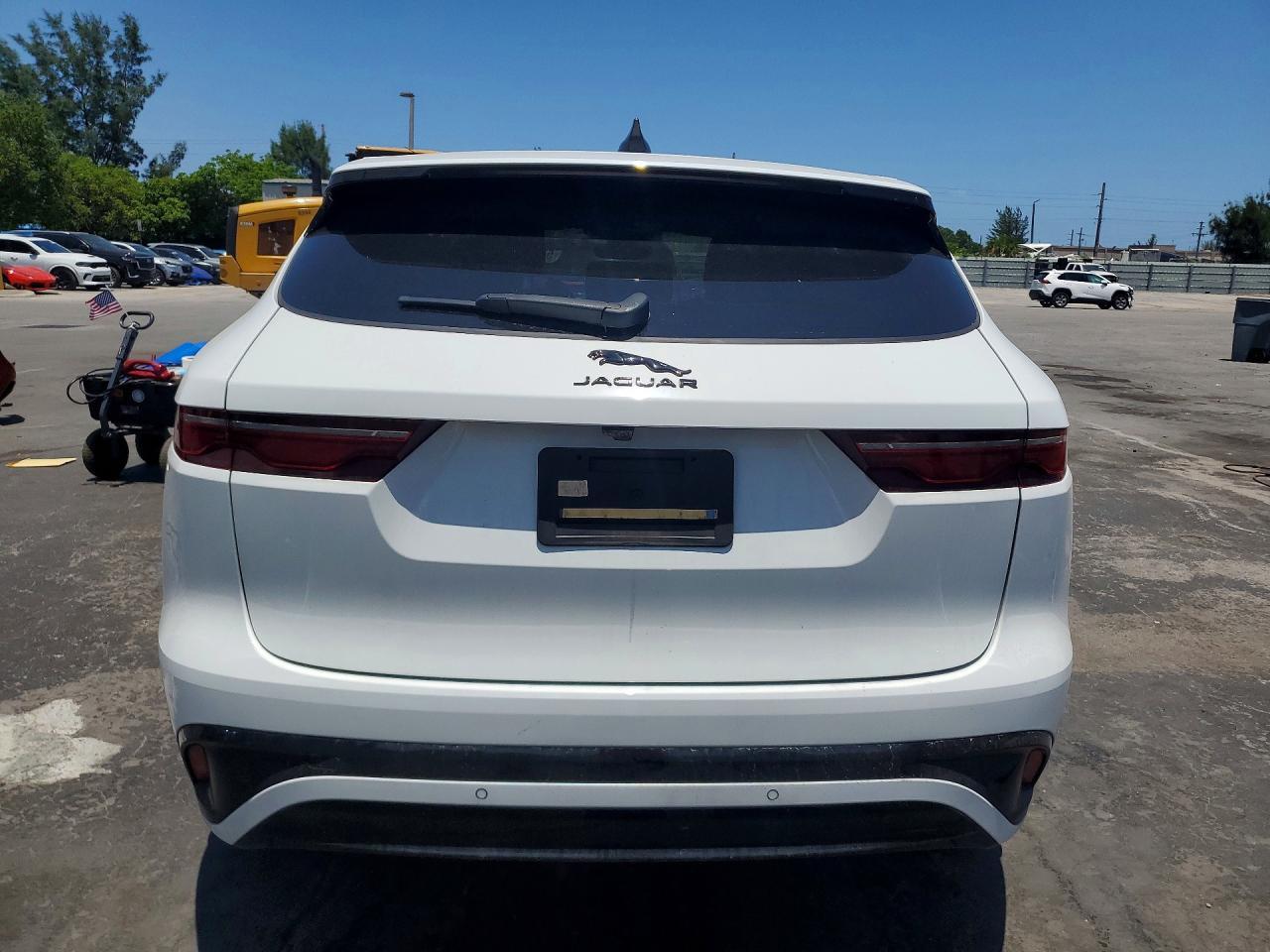 2024 Jaguar F-Pace R-Dynamic S - Фото 6