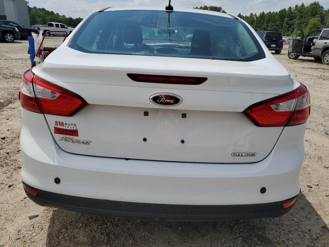 2014 Ford Focus S - Image 6