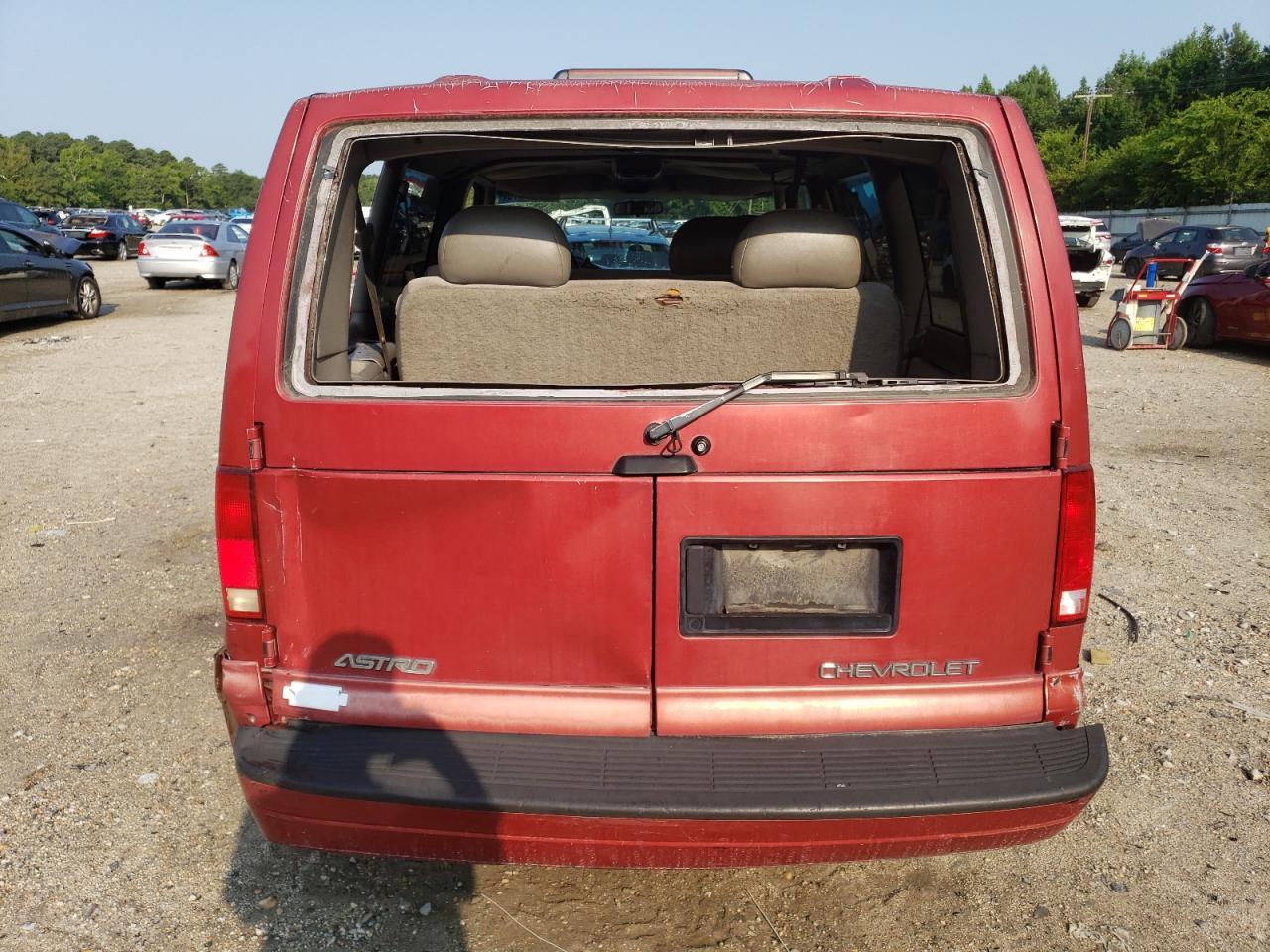 1998 Chevrolet Astro - Фото 6