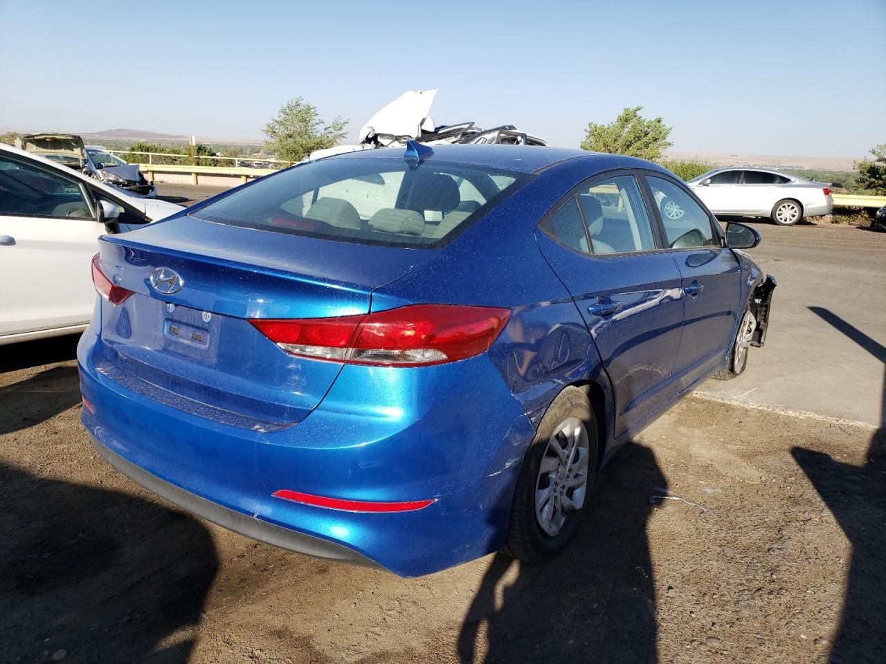 2018 Hyundai Elantra Se - Image 3