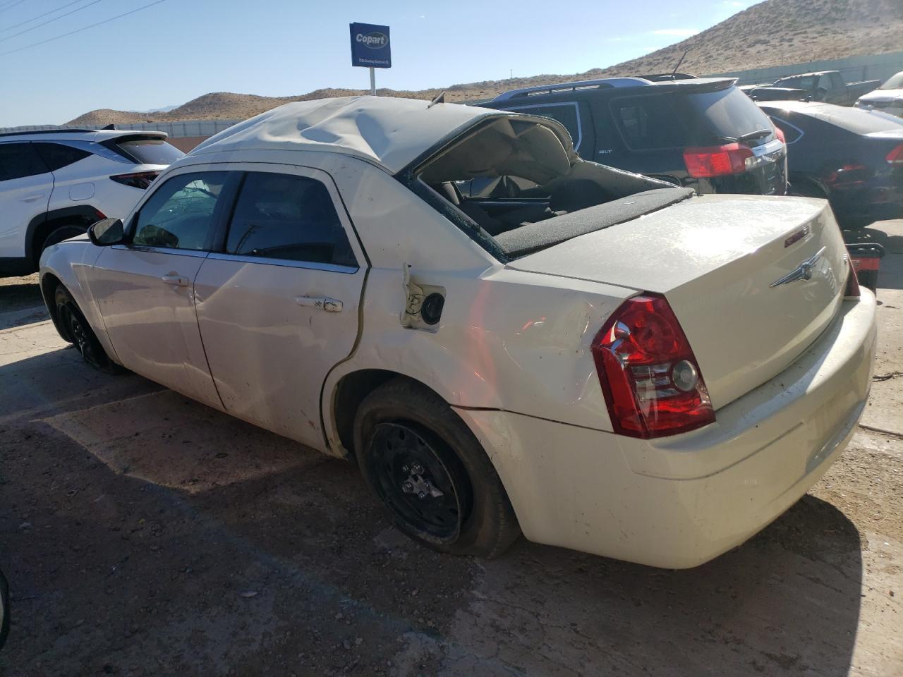 2008 Chrysler 300 Lx - Фото 2