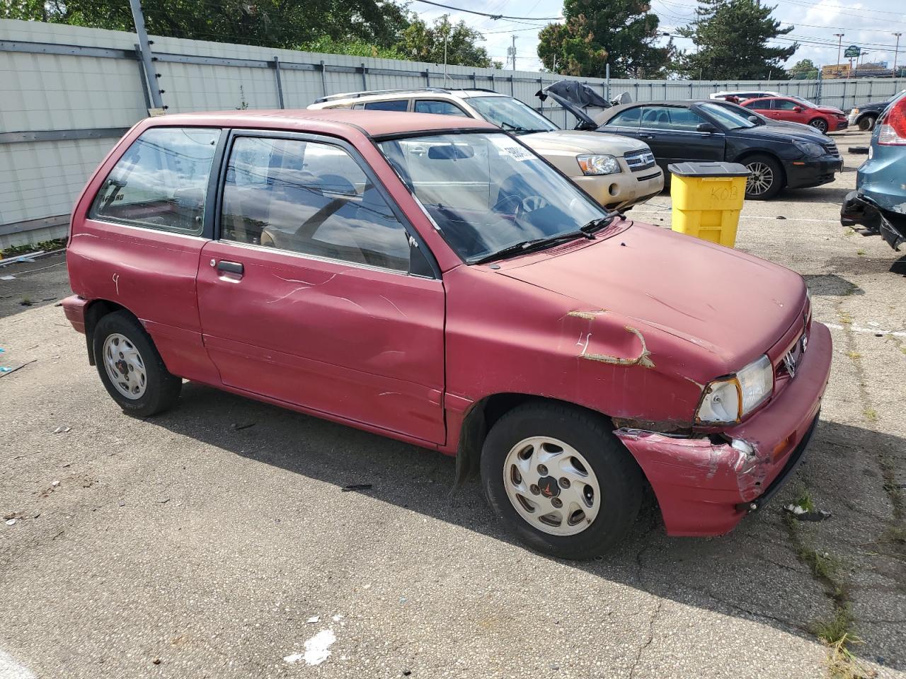 1988 Ford Festiva L - Image 4