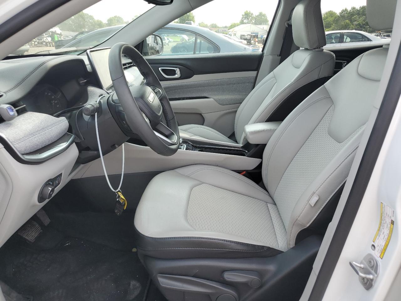 2022 Jeep Compass Latitude - Фото 7