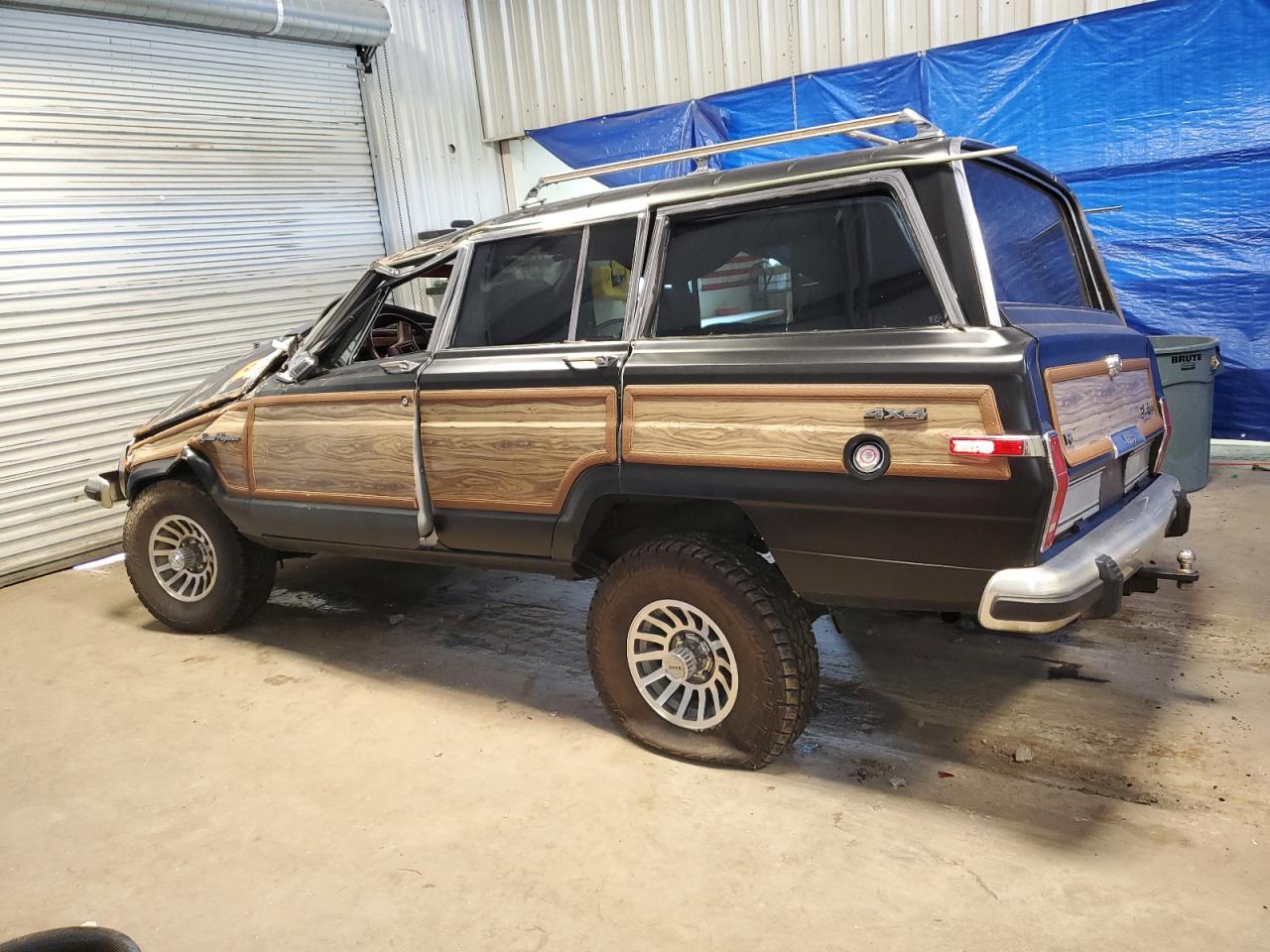 1988 Jeep Grand Wagoneer - Image 2