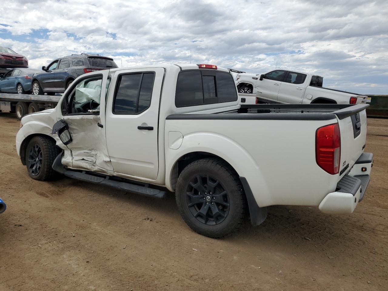 2021 Nissan Frontier S - Image 2